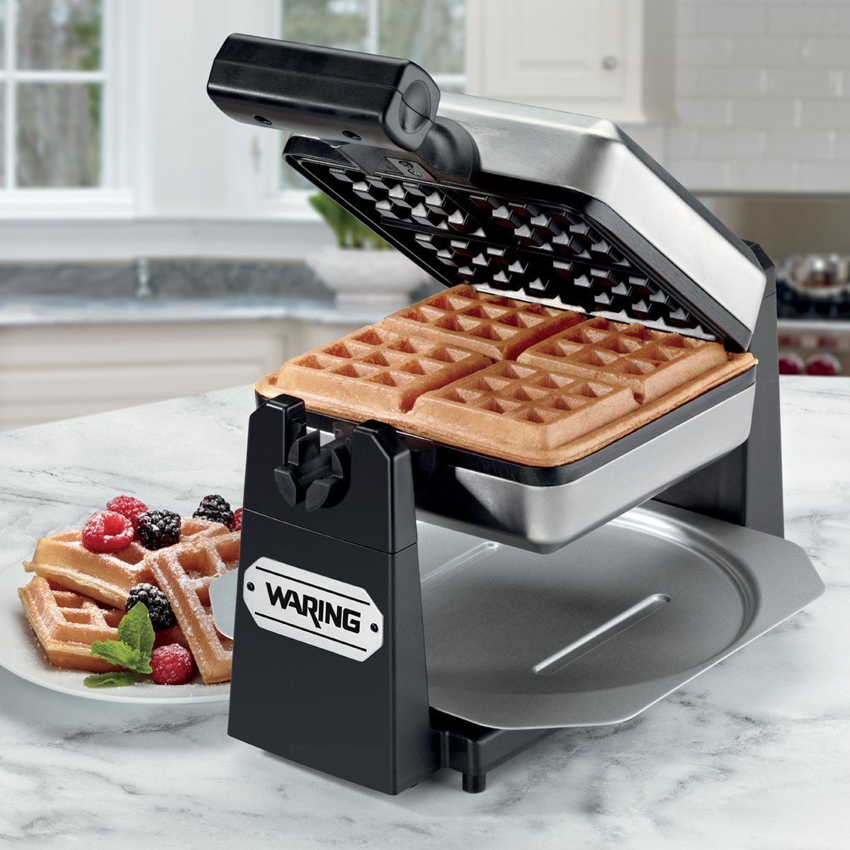 Waring Pro Belgian Waffle Maker WMK250SQ Review