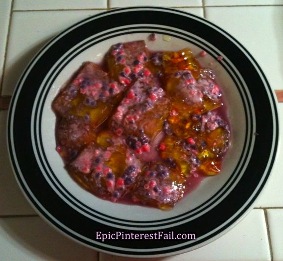1437141549-reader-jell-o-jelly-shot-pop-