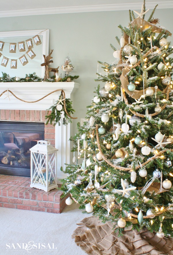 Christmas Trees Ideas holiday trees to decorate your home all year - holiday tree diy Christmas Trees Ideas holiday trees to decorate your home all year - holiday tree diy