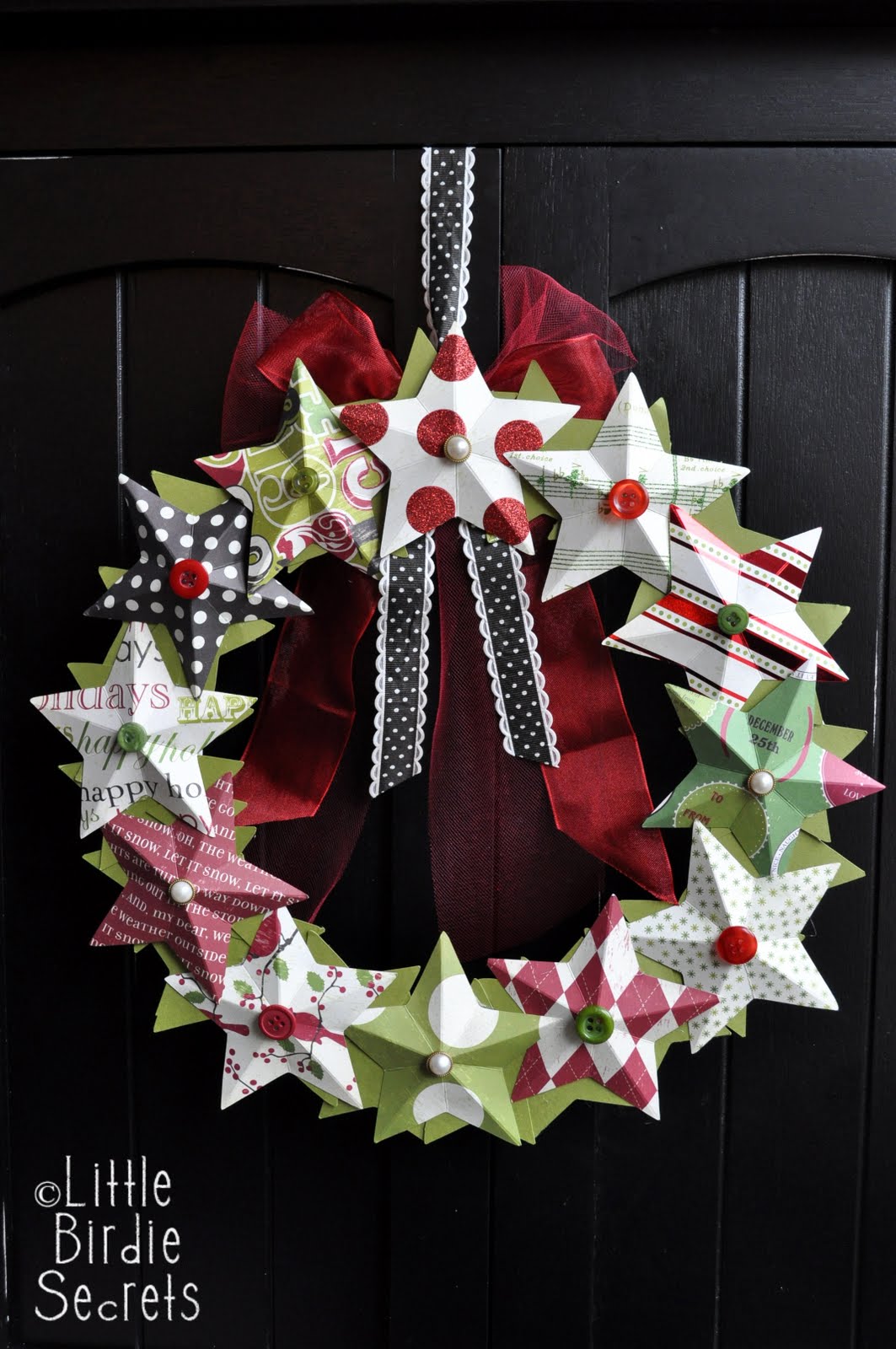 55 diy christmas wreaths - how to make a holiday wreath craft 55 diy christmas wreaths - how to make a holiday wreath craft