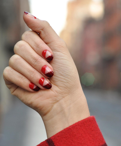 Experiment with negative space for a cool, modern look by using two shades, keeping an empty diagonal gap between them. Pick similar colors like red and scarlet for a coordinated look or opt for contrasting hues to achieve a less-than-subtle style.
</p><p>See more at Paintbox Nails »
</p><p>