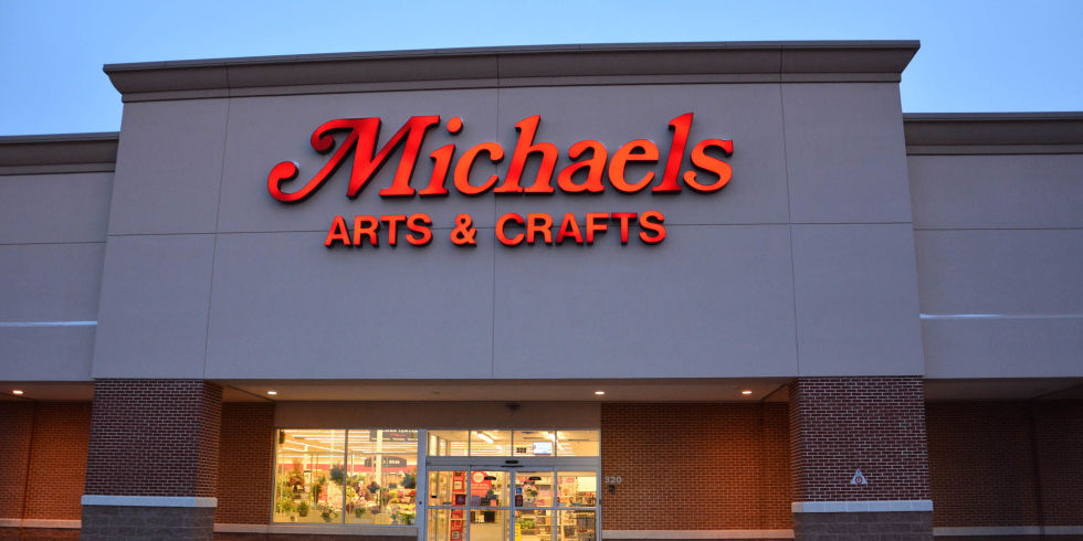 Are there coupons offered in the Michaels crafts weekly ad?