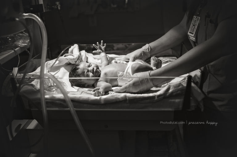 Stunning Birth Photos Capture Beauty of Surrogacy