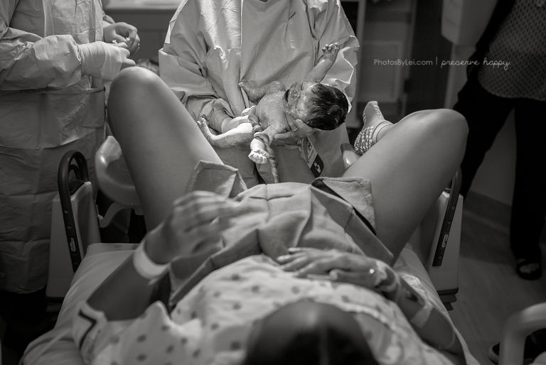 Stunning Birth Photos Capture Beauty of Surrogacy