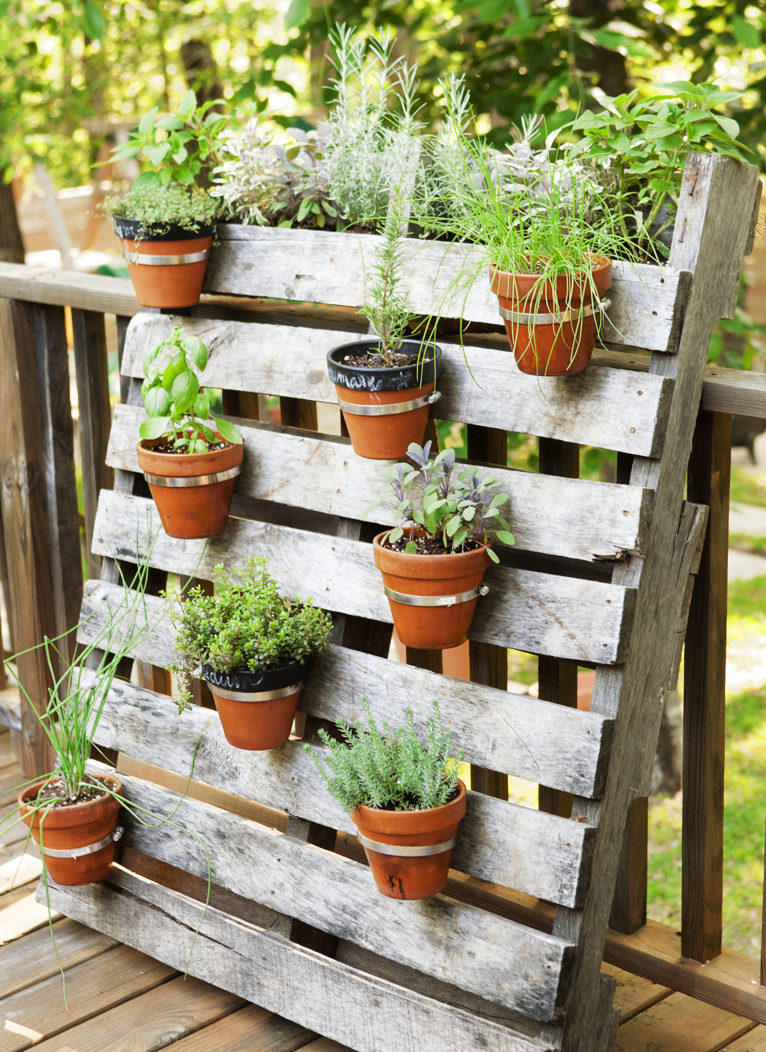 Small garden landscape ideas for small backyard with flagstone ...
