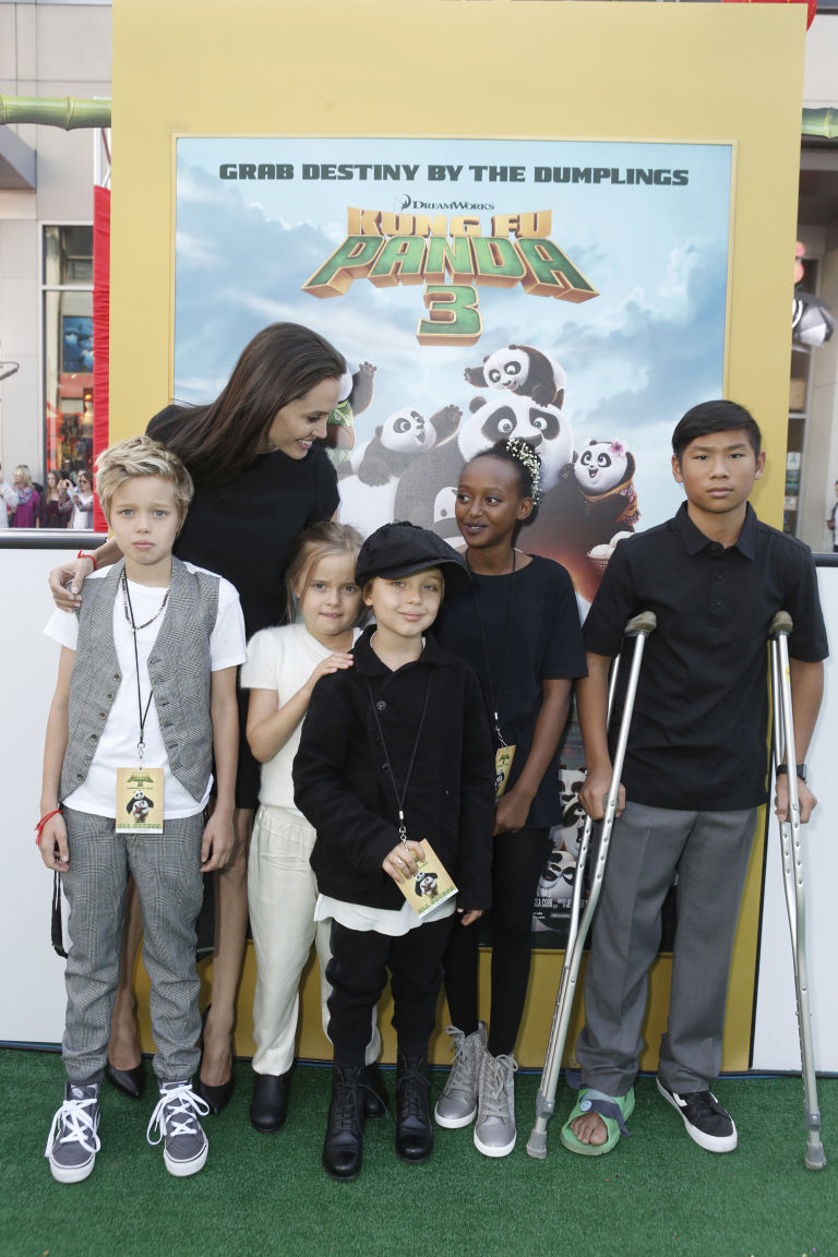 Angelina Jolie twins, Brad Pitt twins, Vivienne Jolie-Pitt, Knox Jolie-Pitt, Jolie-Pitt twins 2016