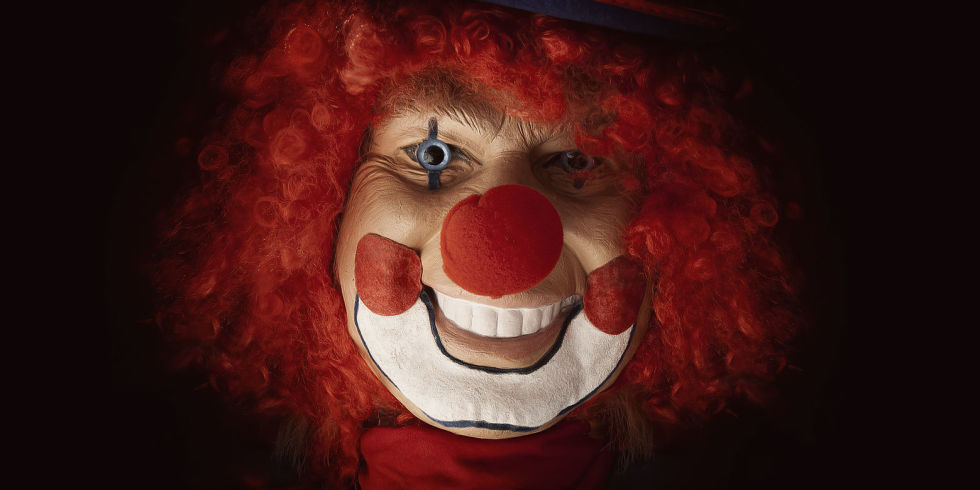 creepy clowns stalking and terrorizing kids