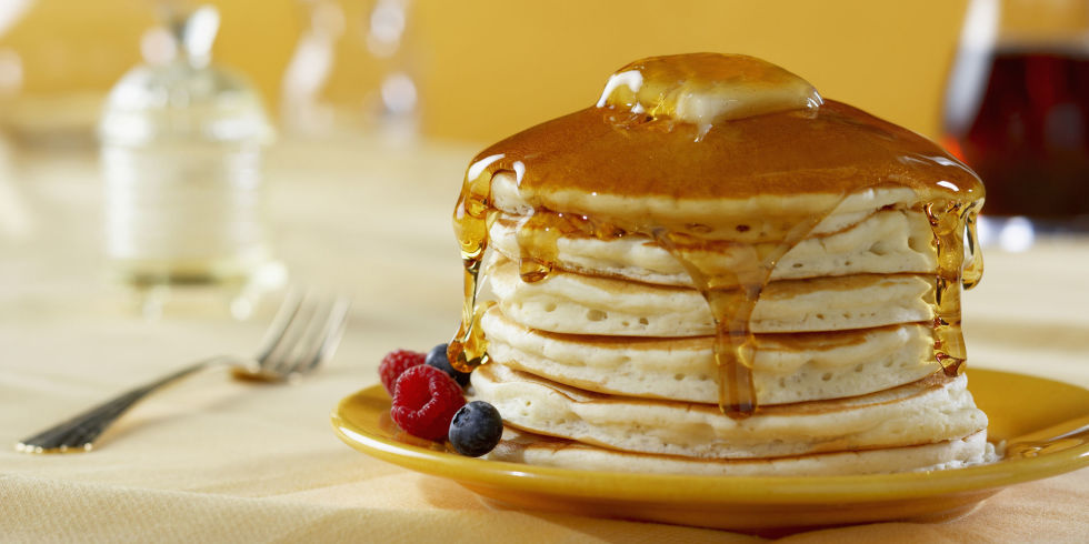 http://ghk.h-cdn.co/assets/16/38/980x490/landscape-1474822198-how-to-make-pancakes.jpg