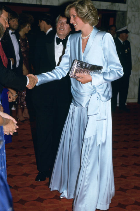 Princess Diana S 40 Best Dresses Royal Family Fashion London United Kingdom June 11 Diana Princess Of Wales Pregnant With