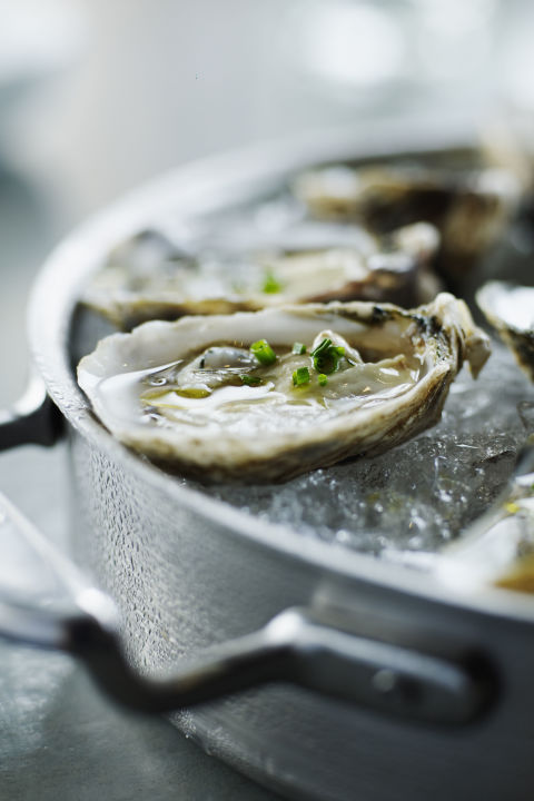 Zinc is another immune-boosting mineral that can help protect skin cells from long-term damage. Luckily, it's found in all kinds of shellfish like shrimp, oysters&nbsp;and mussels. Even better, they're lower in calories as&nbsp;sources of lean protein. 