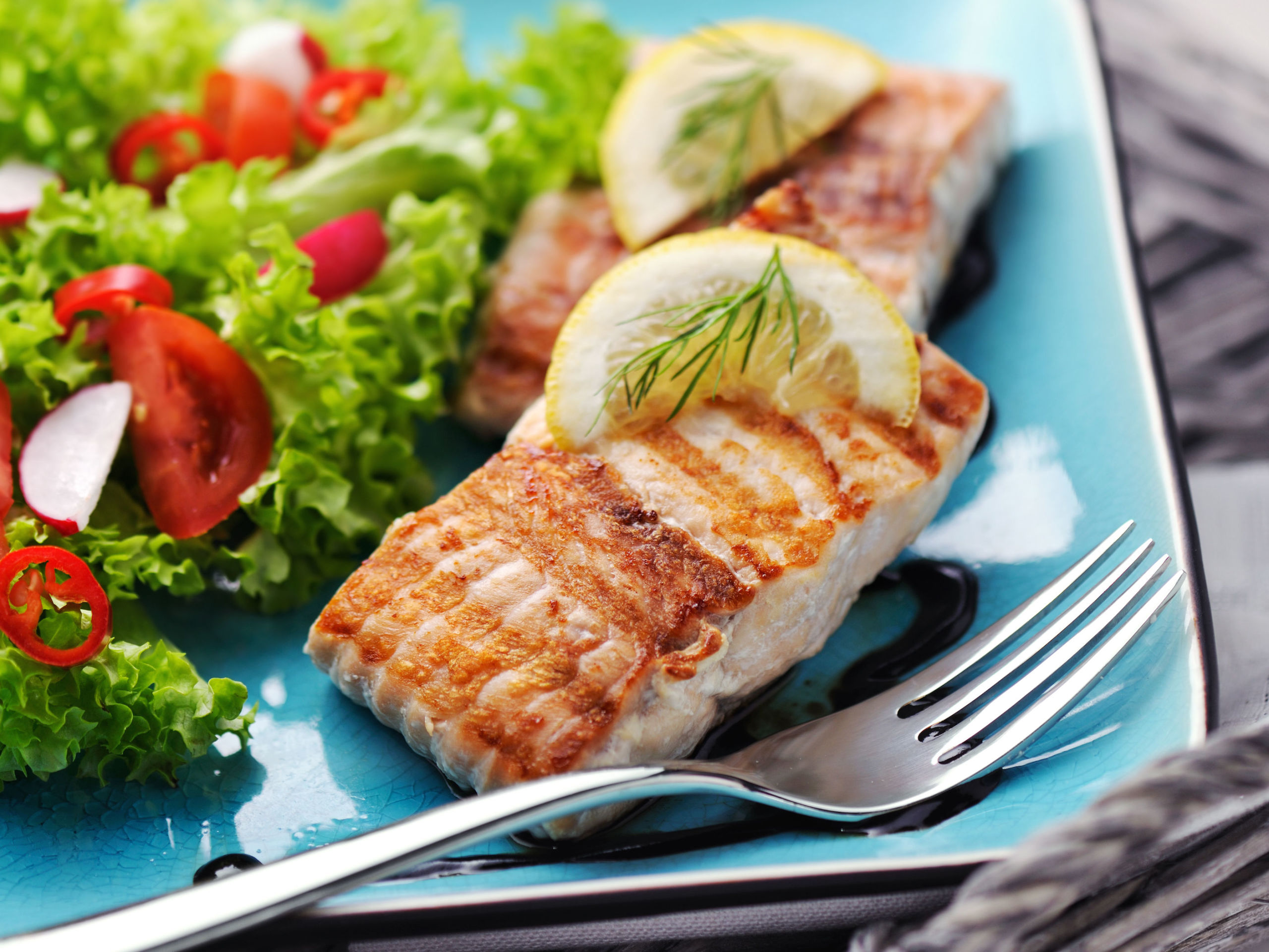 low-carb-meal-plan-menu-tips-eating-out-and-shopping