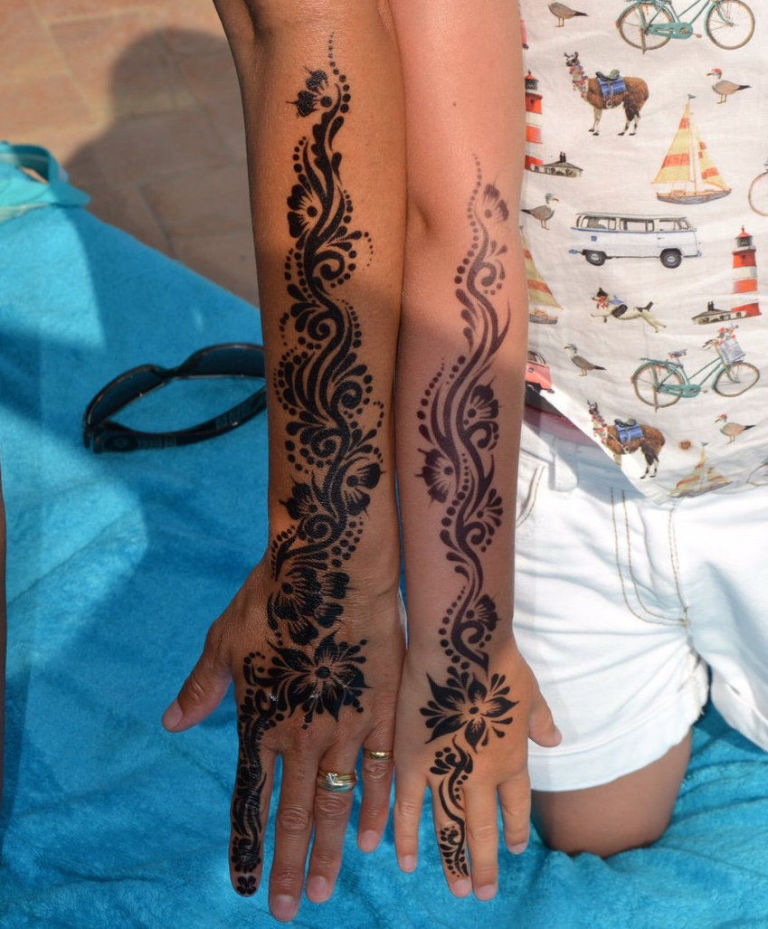 black henna tattoo causes chemical burns on little who may be black henna tattoo causes chemical burns on little who may be