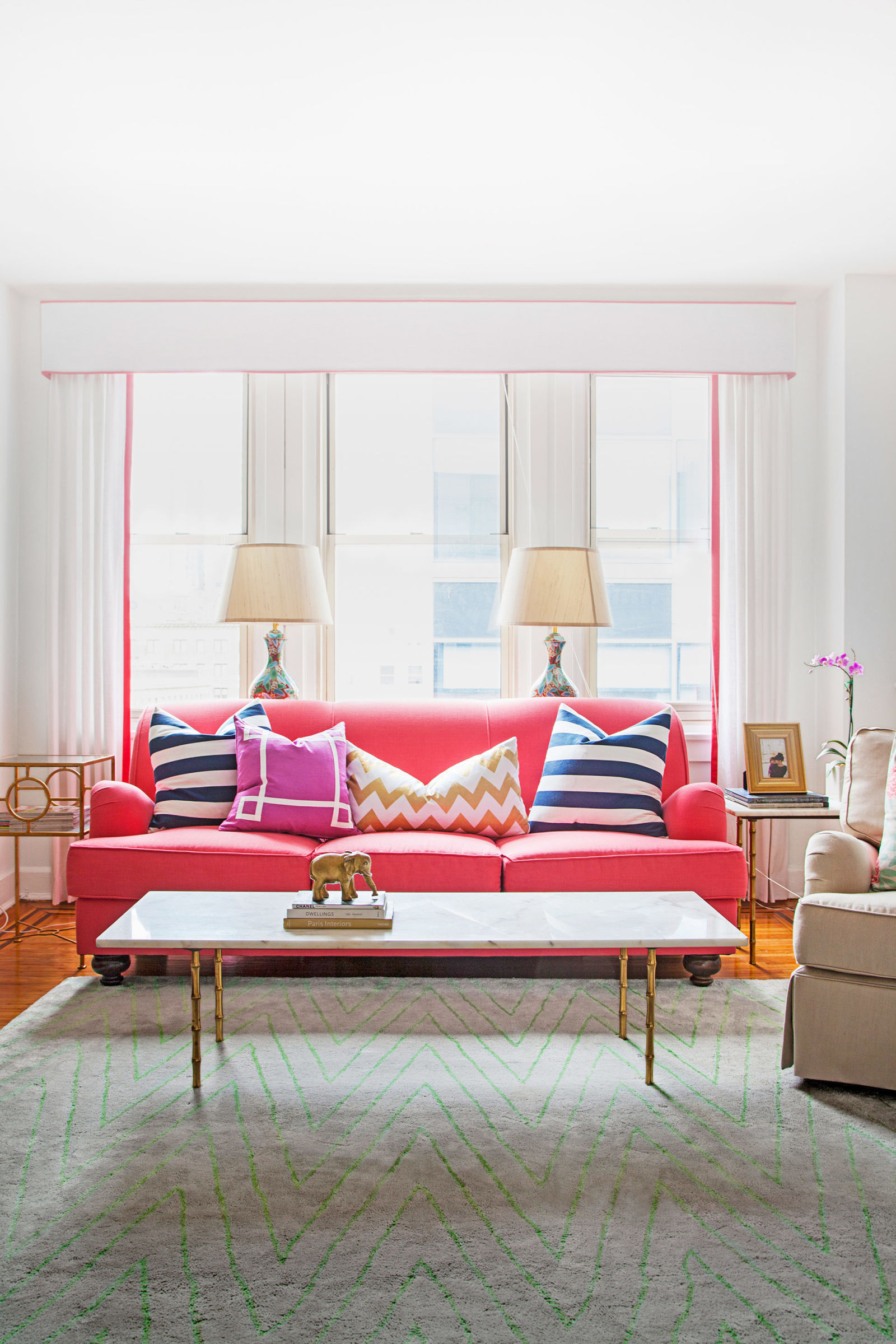 Living Room Sets Philadelphia caitlin wilson philadelphia apartment - colorful home decor Living Room Sets Philadelphia caitlin wilson philadelphia apartment - colorful home decor