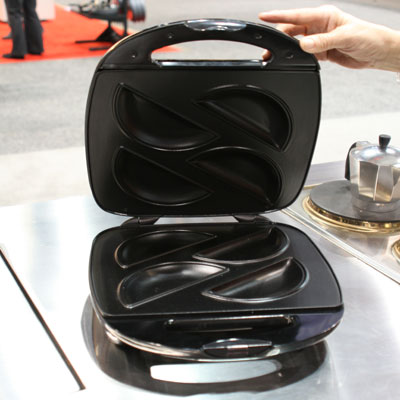Egg and muffin toaster tem500