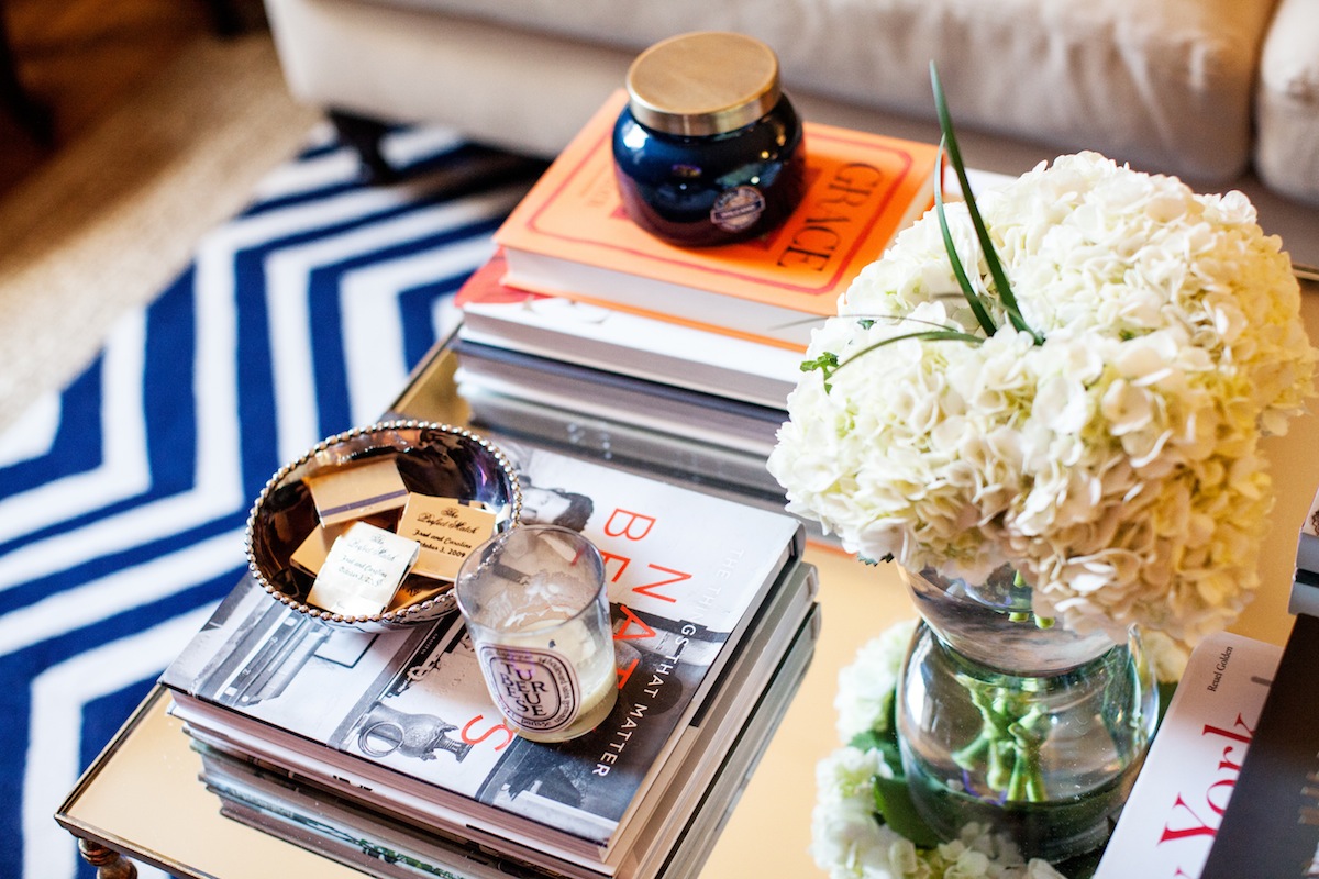 Coffee table decorating ideas how to style your coffee table