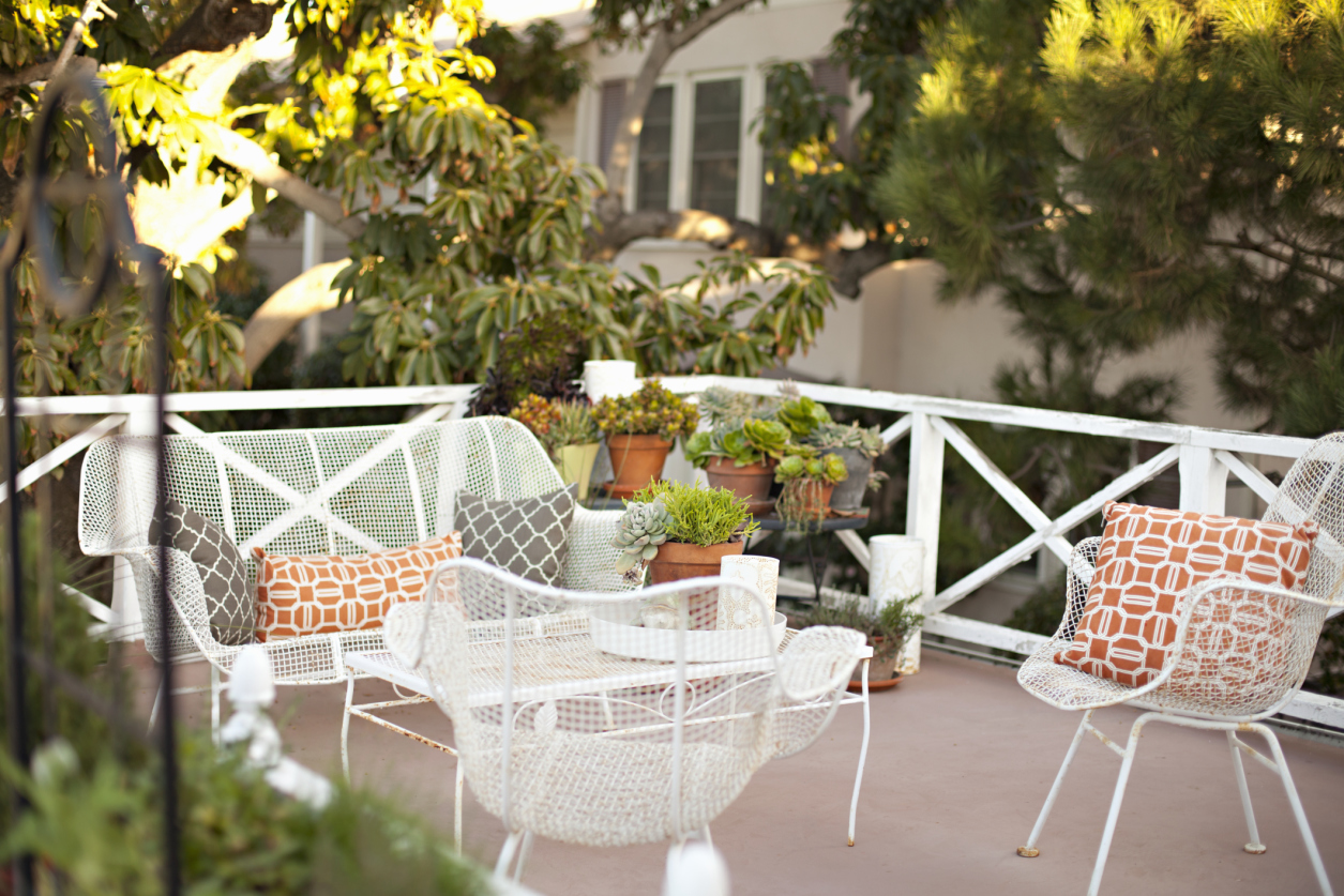 Decorating Your Outdoor E Cozy Patio Style Ideas