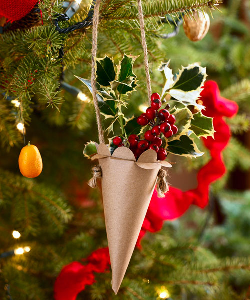Cornucopia Craft  How to Make a Cornucopia Ornament