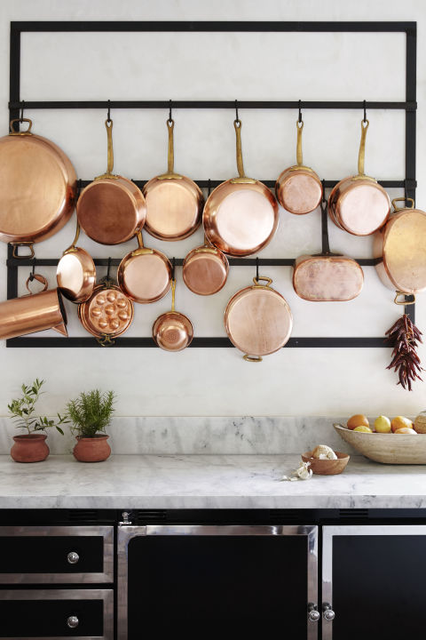 Let your copper cookware steal the show by mountingÂ a rack&nbsp;and&nbsp;sturdy metal hooks 